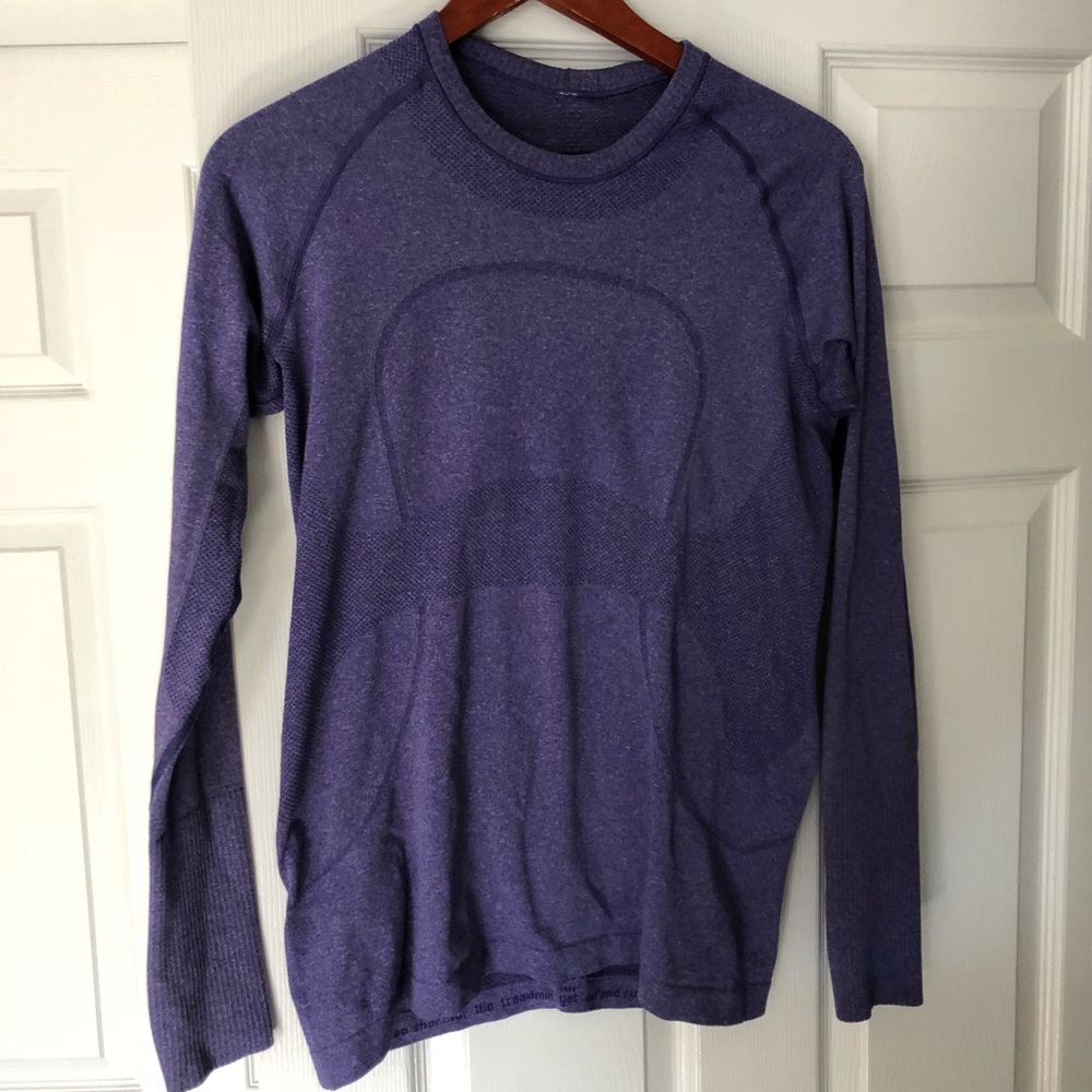 Lululemon lightweight long sleeve running shirt